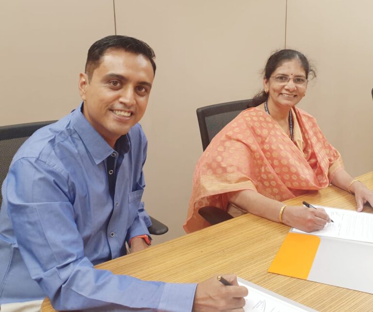 MoU signing ceremony Garware College of Commerce